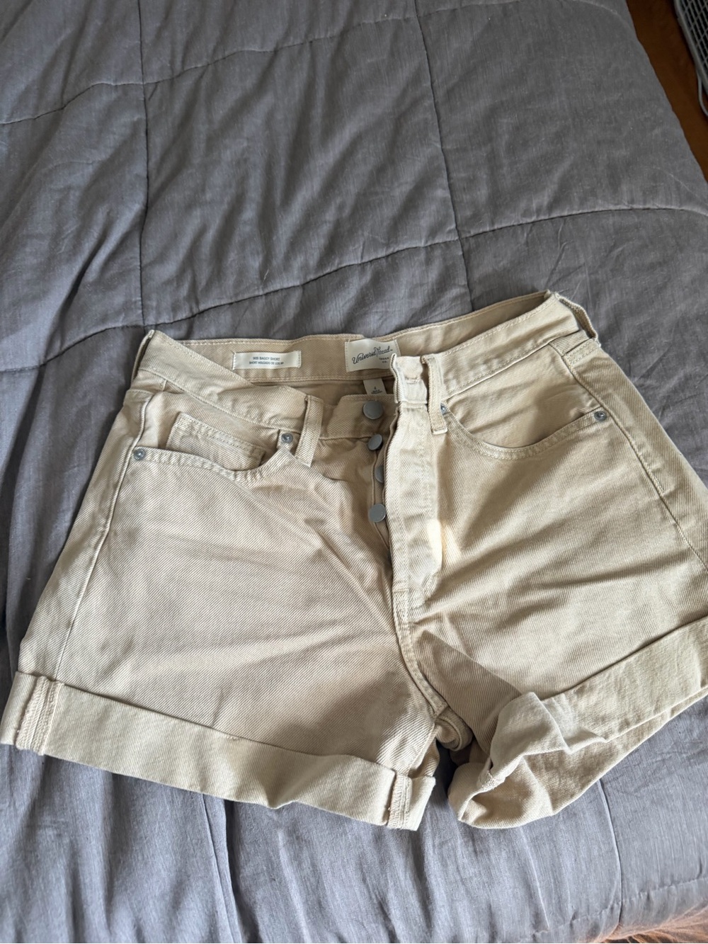 UNIVERSAL THREAD SHORTS